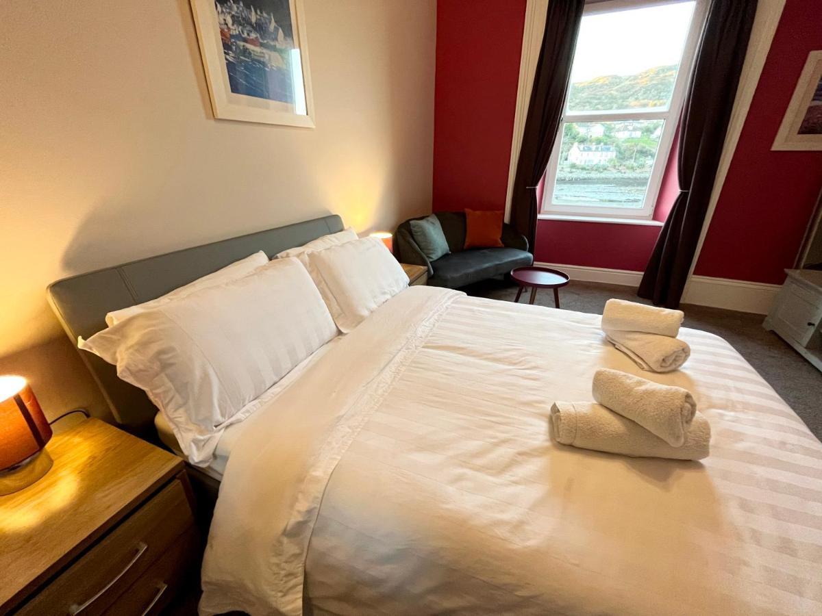The Waterfront Hotel Тарбърт Екстериор снимка